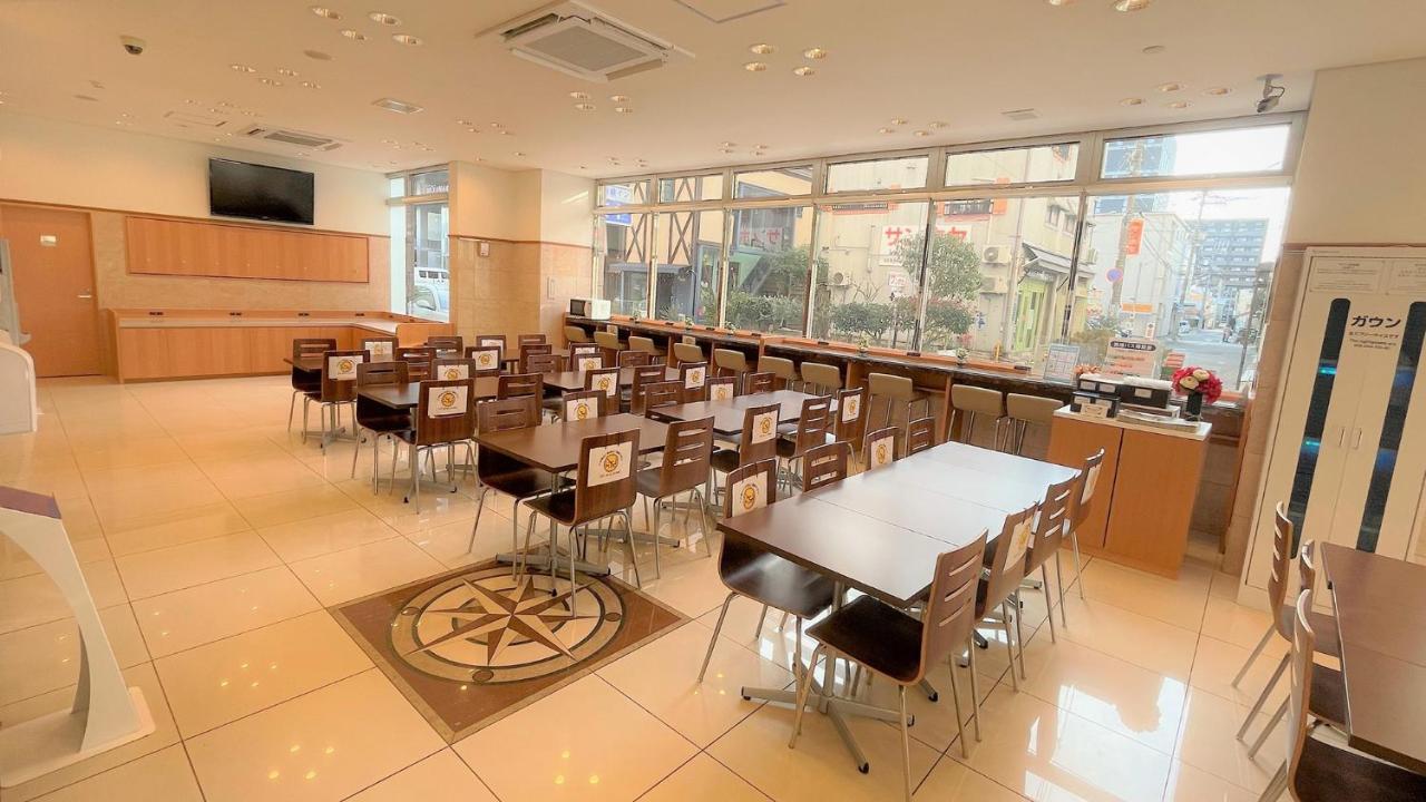 Toyoko Inn Okayama Eki Nishi Guchi Hiroba Exteriör bild